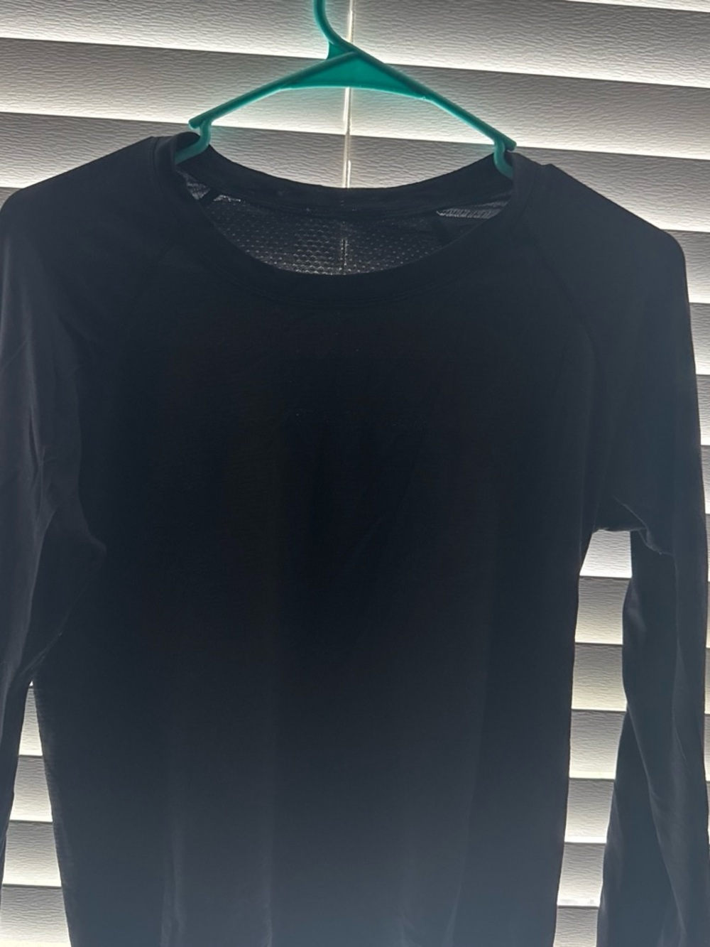 Lululemon Black Long-Sleeve Women's Top